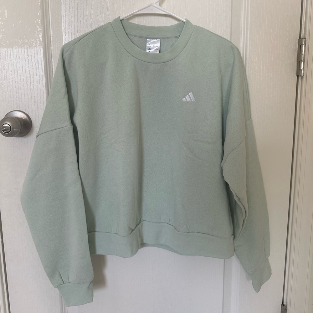 Adidas ESSENTIALS SMALL LOGO FEEL COZY SWEATSHIRT linen green